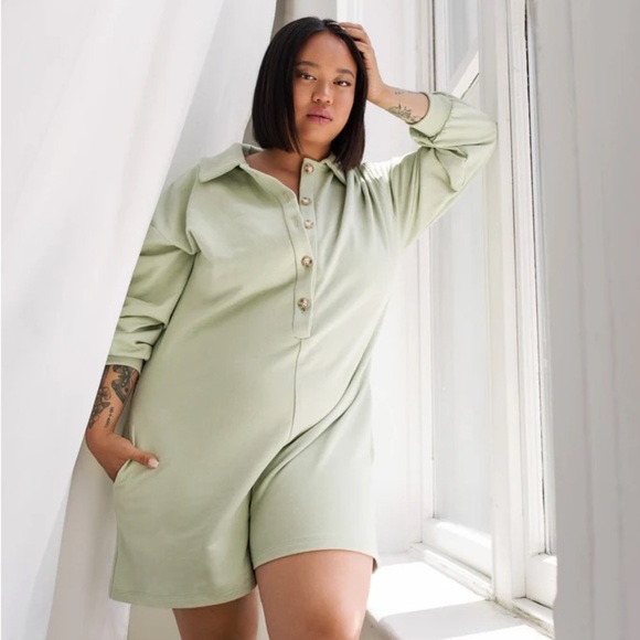 DailyStory women’s matcha green Buttoned Long Sleeve Polo River Romper M - Picture 1 of 9